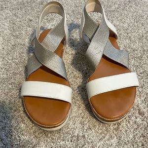 Nine West sandals size 7M